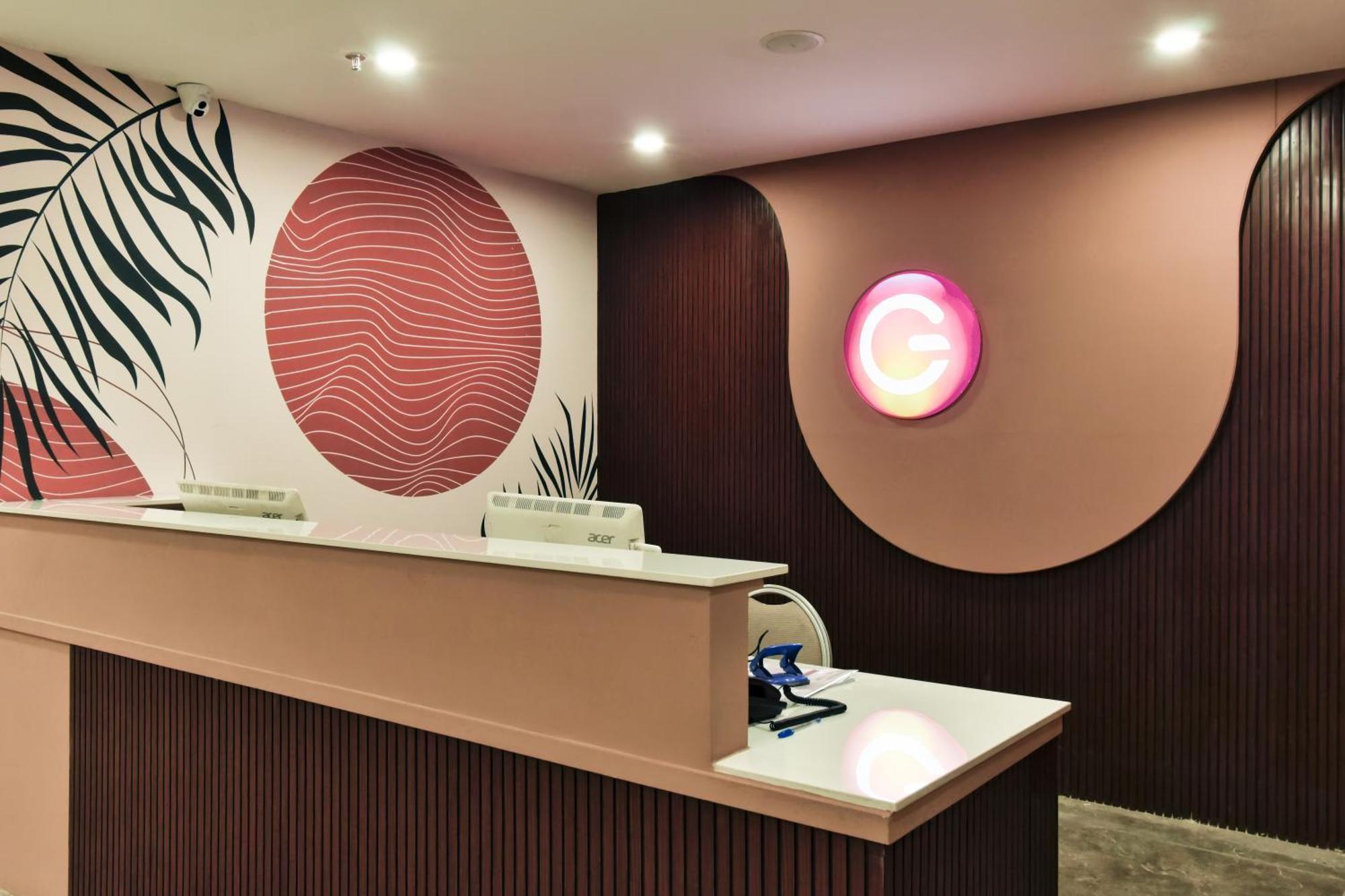จินเจอร์ วโททรา อาร์ซีอาร์ Hotel วาโดดารา ภายนอก รูปภาพ