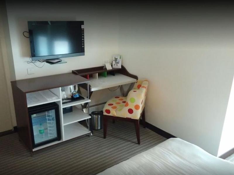 จินเจอร์ วโททรา อาร์ซีอาร์ Hotel วาโดดารา ภายนอก รูปภาพ