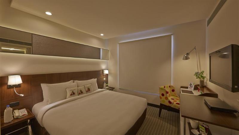 จินเจอร์ วโททรา อาร์ซีอาร์ Hotel วาโดดารา ภายนอก รูปภาพ